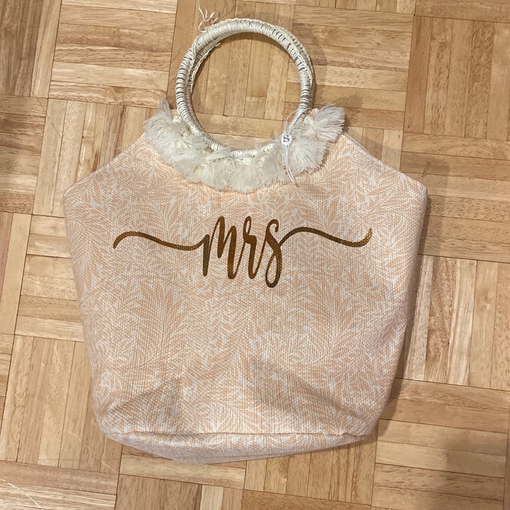 Shiraleah Mrs. Beach Tote